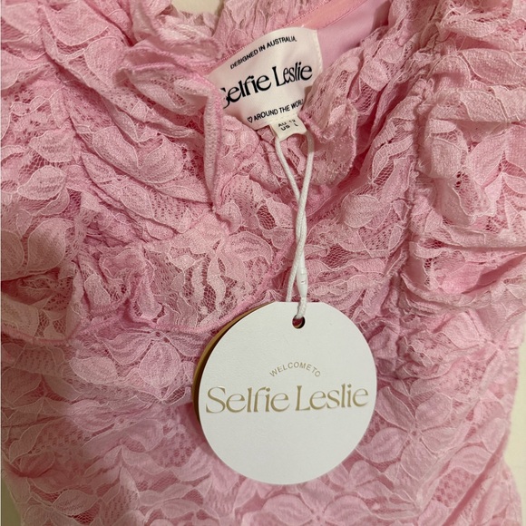 Selfie Leslie La Vida Frill Trim Off-Shoulder Ruched Lace Mini Dress - Picture 5 of 6